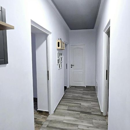 Apartament 3 Camere Hd ฮูเนโดอารา ภายนอก รูปภาพ