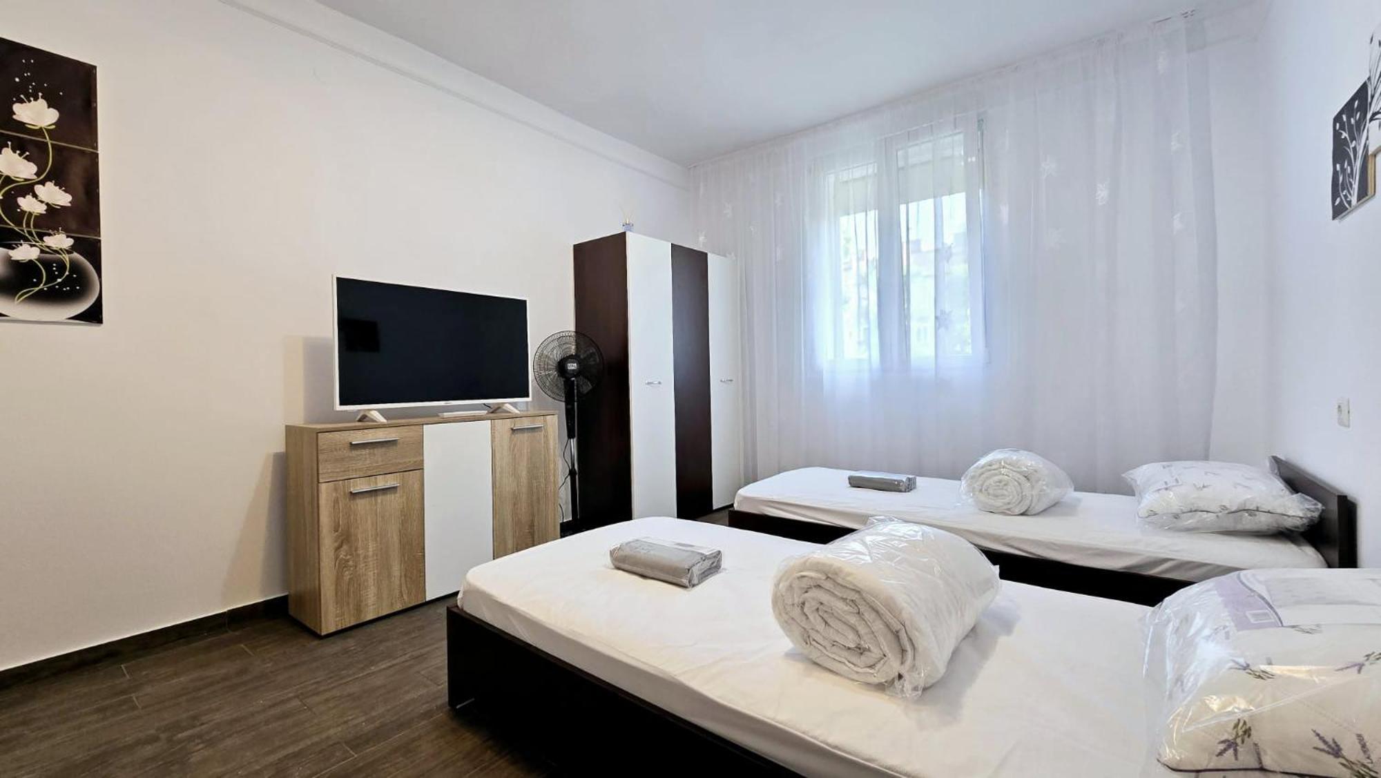 Apartament 3 Camere Hd ฮูเนโดอารา ภายนอก รูปภาพ