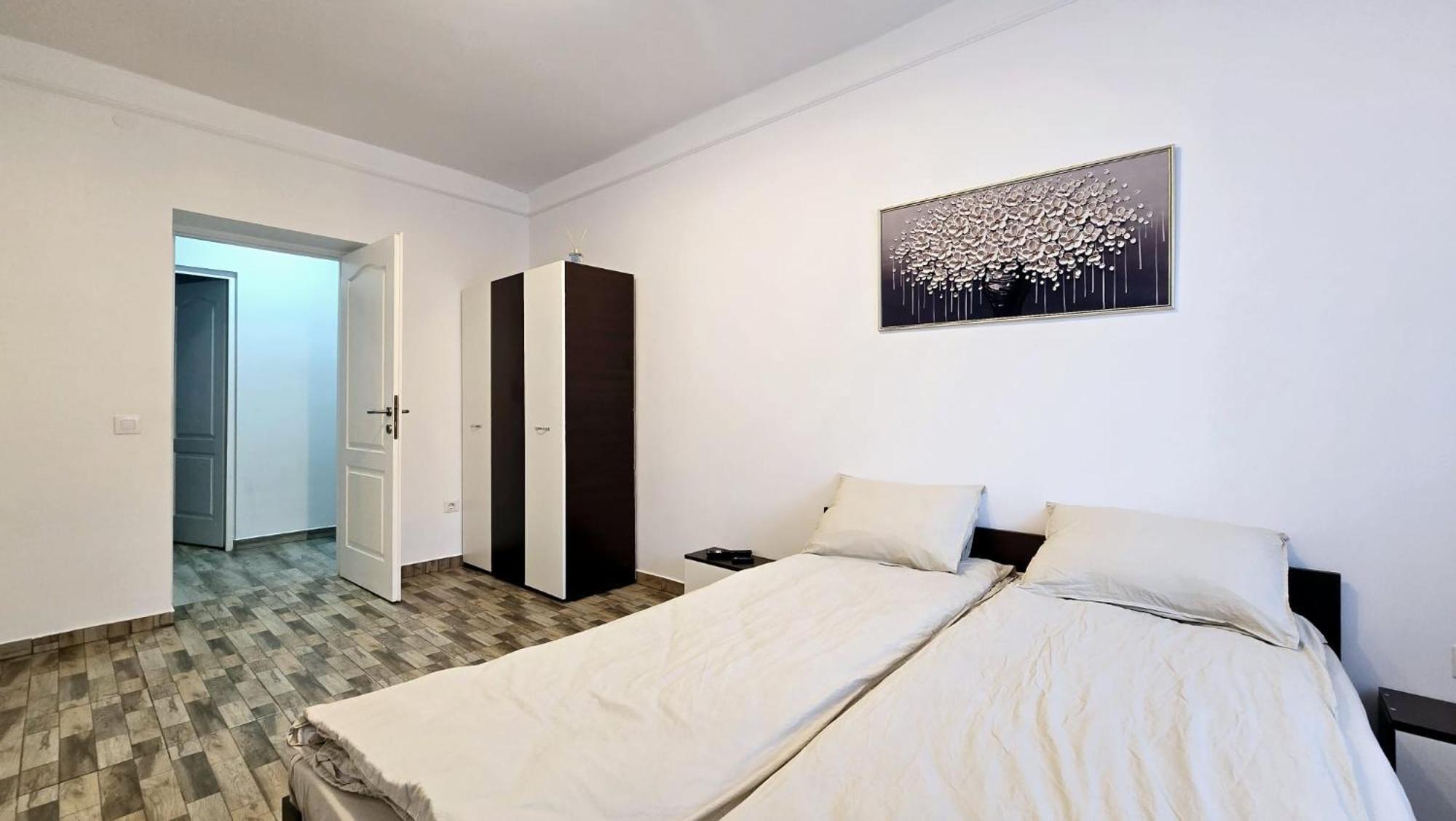 Apartament 3 Camere Hd ฮูเนโดอารา ภายนอก รูปภาพ